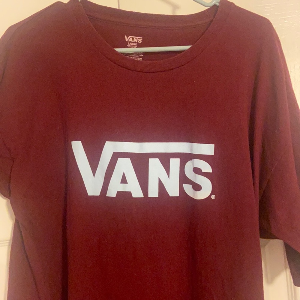 burgundy vans t-shirt